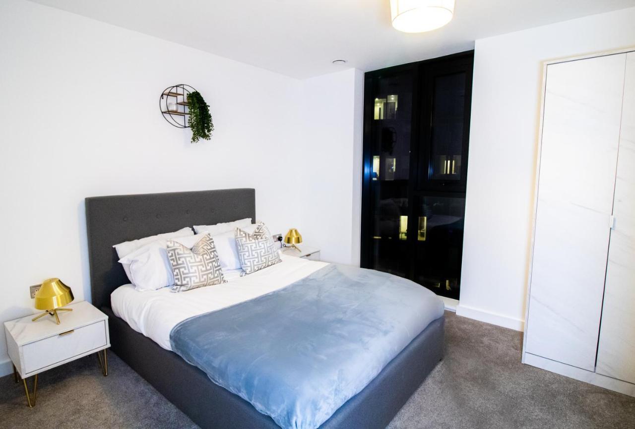 Beautiful Place - 2 Bedroom Apartment On Broad Street Birmingam Exterior foto